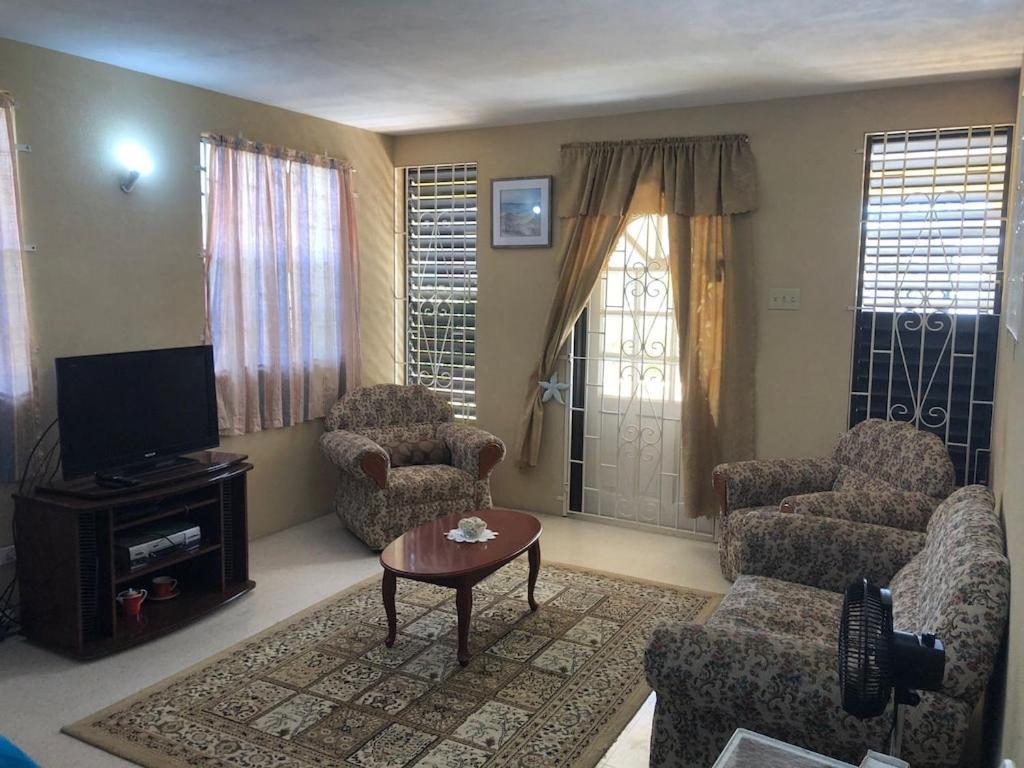 Donamae 2 Story Barbados House Villa Bridgetown Eksteriør billede